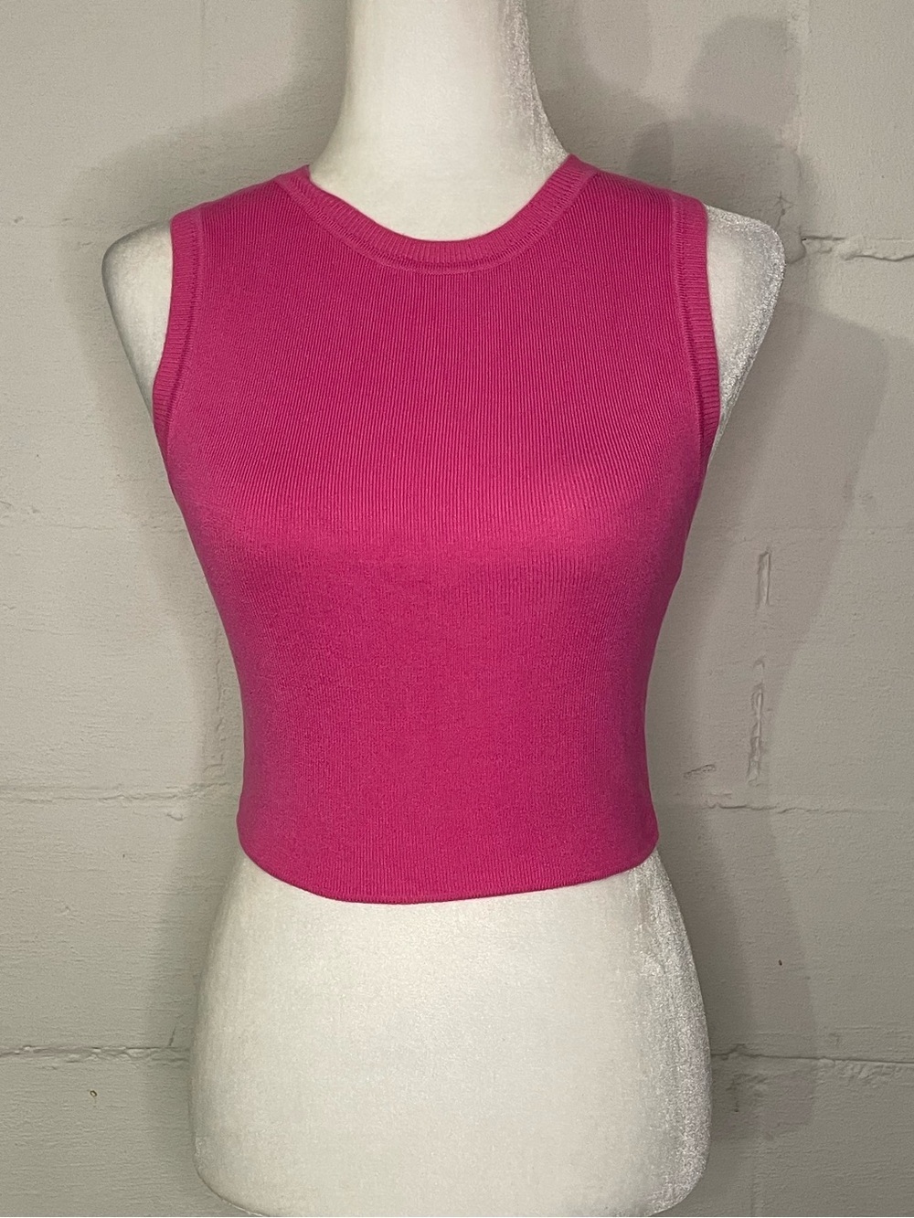 Zara Hot Pink Ribbed Sleeveless Crop Top
